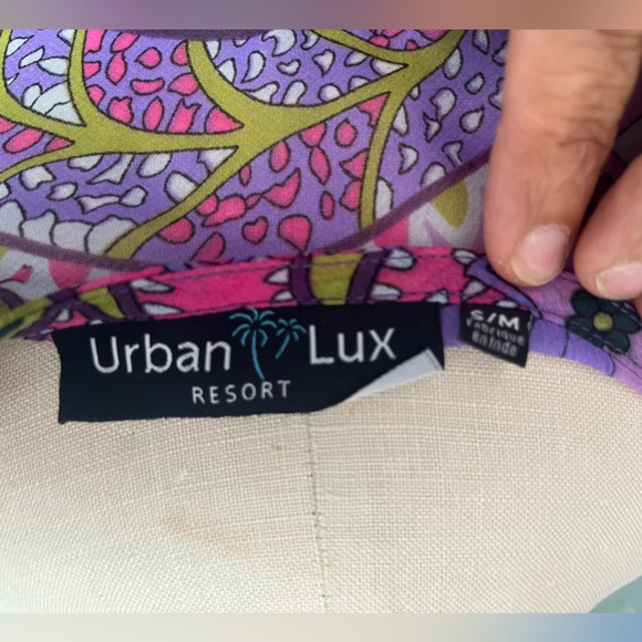 purple print top or coverup size Small/ med - Picture 3 of 3